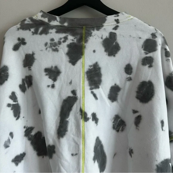Nike Sportswear Tie Dye Oversize Crop Sweatshirt - Picture 10 of 13